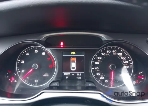 2015 Audi A4 2.0T Premium z USA, uszkodzony, nr VIN WAUBFAFL8FN034663